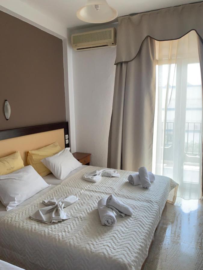 Platon Hotel Néoi Póroi Buitenkant foto