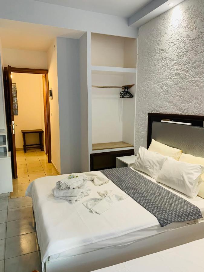 Platon Hotel Néoi Póroi Buitenkant foto