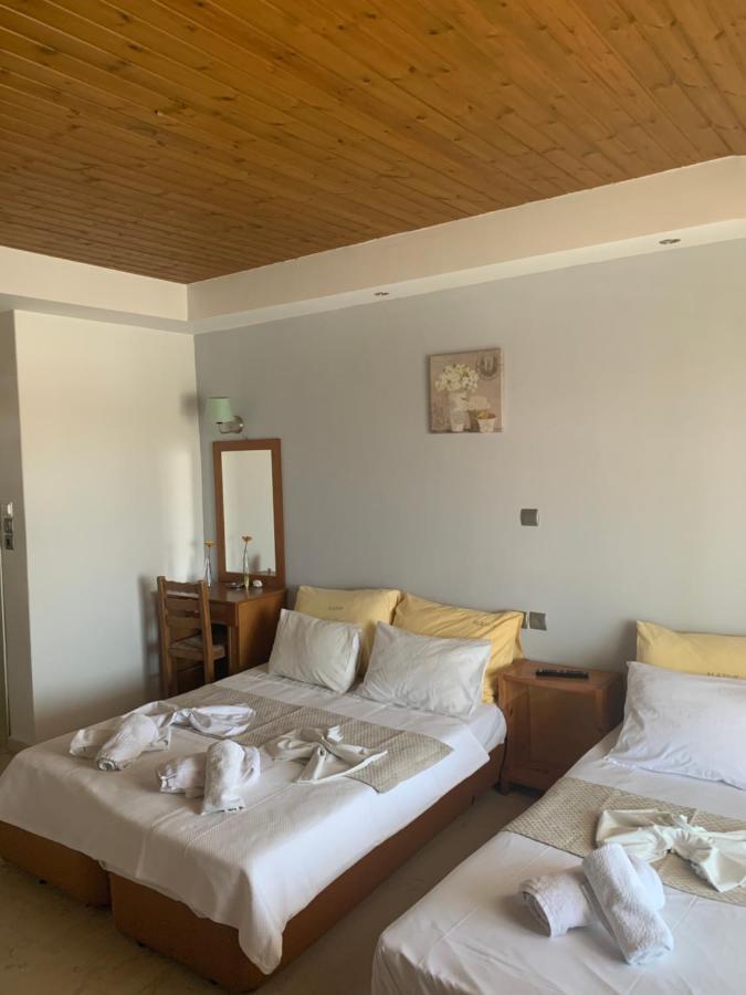 Platon Hotel Néoi Póroi Buitenkant foto